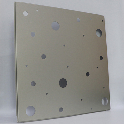 0.7mm ضخامت پانل های فلزی سقفی استاندارد توخالی / CNC سوراخ الگو